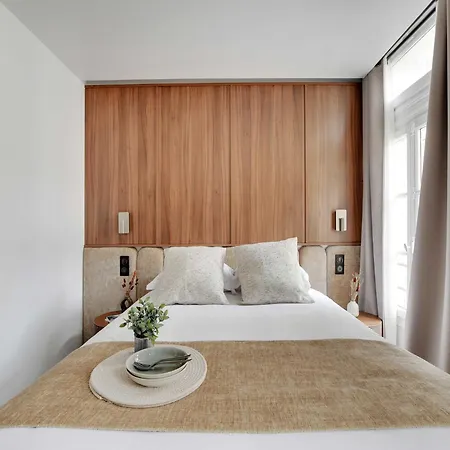 Lovely With Ac - 2p - Invalides Διαμέρισμα